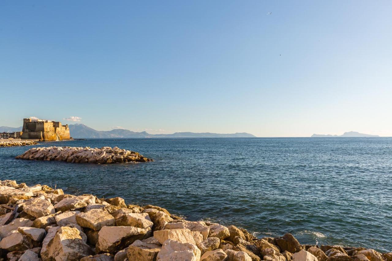 Parthenope'S Eye On The Seafront By Napoliapartments Екстер'єр фото